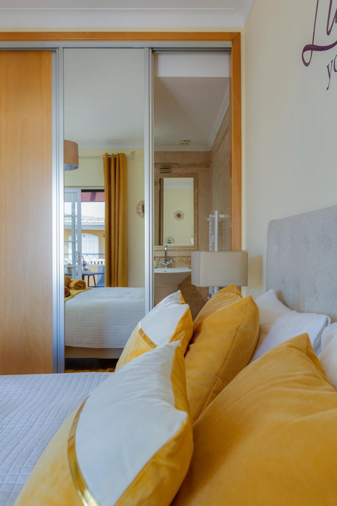 Chez Imaginarios-exclusive & Hideout Lagos